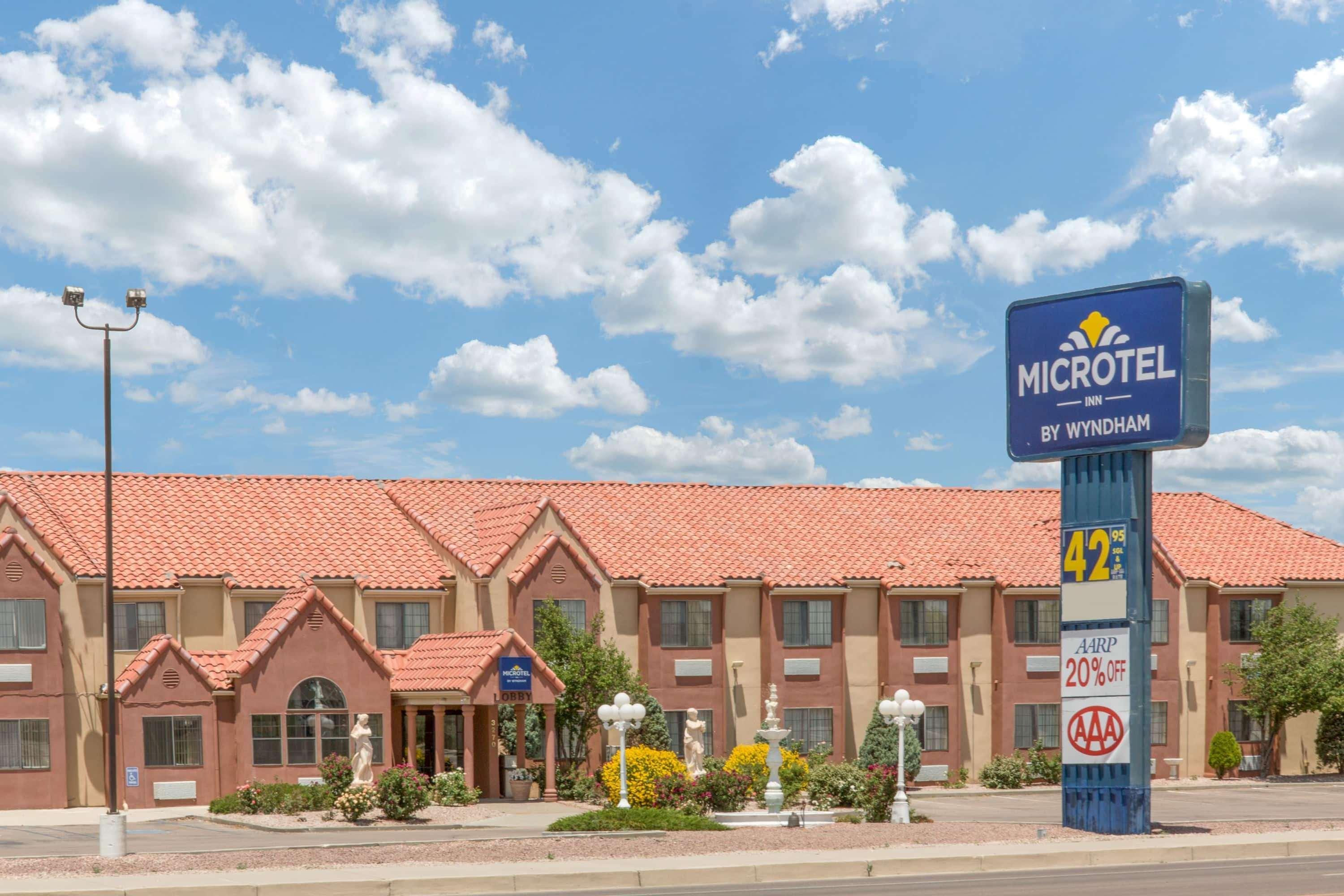 Microtel Inn & Suites By Wyndham Gallup - Pet Friendly Exterior photo