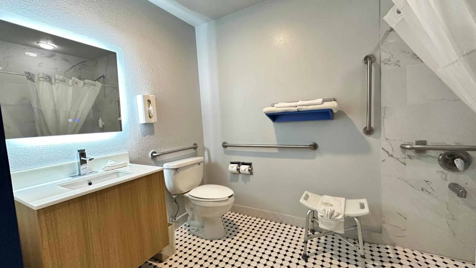 Microtel Inn & Suites By Wyndham Gallup - Pet Friendly Exterior photo
