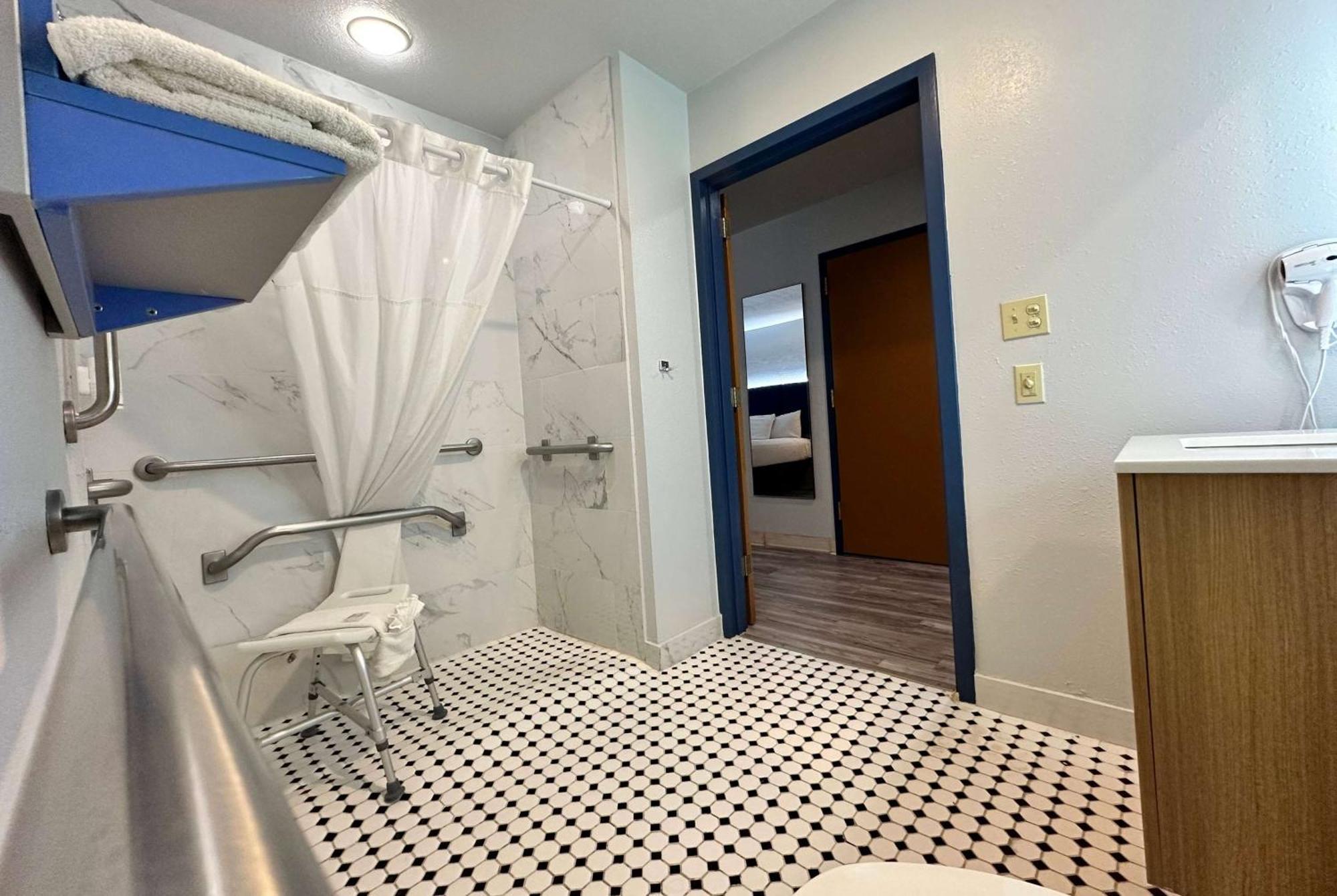 Microtel Inn & Suites By Wyndham Gallup - Pet Friendly Exterior photo